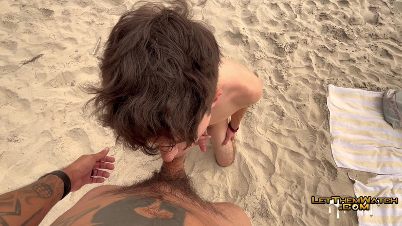 Let them watch: Public Fucking Younger Twink Bareback Caught Hardcore Public Beach Sex