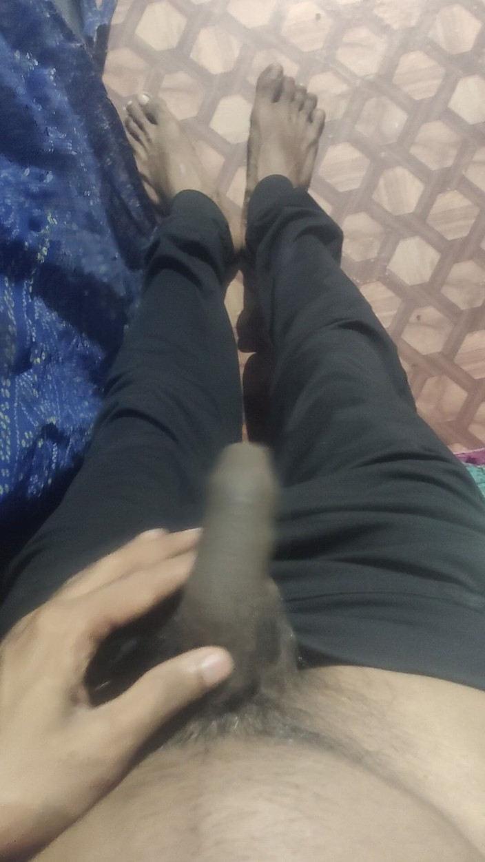 Gigolo Tv: Sto sacrificando il mio pene per la tua giovinezza