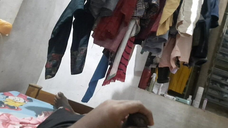 Wheyincognito: Caldo ragazzo di 18 anni si masturba mentre è sdraiato sul letto