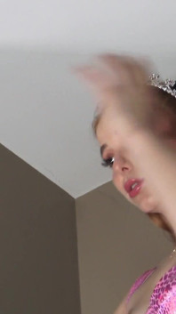 Redhead Teenie Smoking