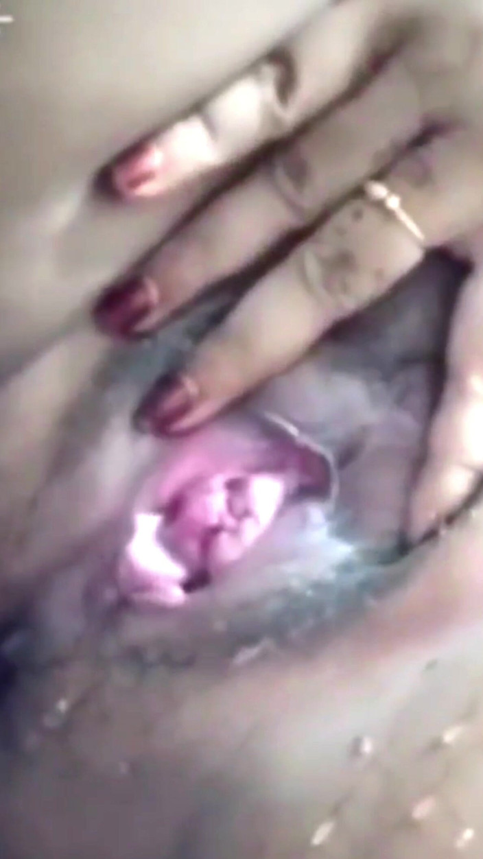 Joya Malik: Indisk Desi Bhabhi fingrar fitta