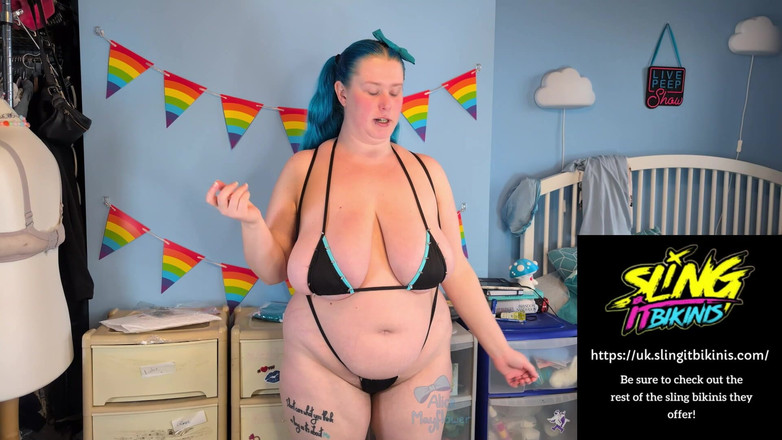 Alice_Mayflower_Scottish: Compleanno bikini imbragato unboxing - ragazza solista