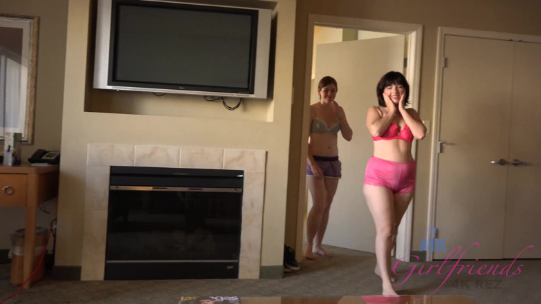 ATK Fans (Girlfriends): Virtual vacation in las vegas with simone delilah and lara...