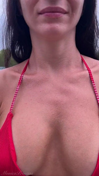 Cambio de atuendo, strip, baile, mostrando al aire libre, yoga en topless