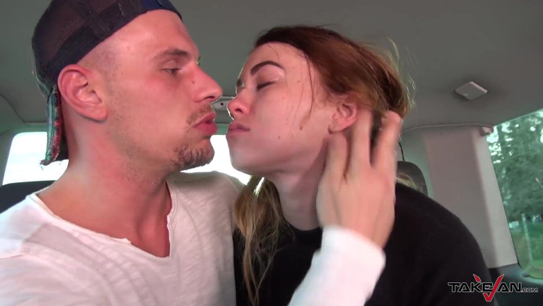 Melone Challenge: Extrem harter weg, blondes polnisches teen im van zu bohren