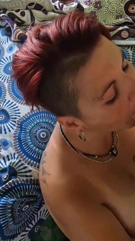 Blowjob mit anal fingern und essen einer tortilla mit einer dicken ladung sperma gespreizt