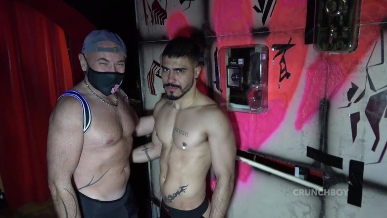 HOT BAREBACK BOYS C HANNEL: Young Latino twink creampied by the big cock of Jess...
