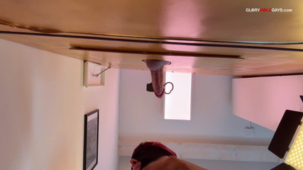 GLORYHOLEGAYS: Cumshot Challenge - Gloryhole'da rekoru kırabilecek mi?