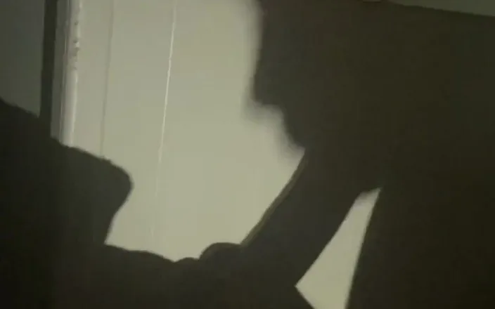 Purge_her: Stínová hlava šuká v krku
