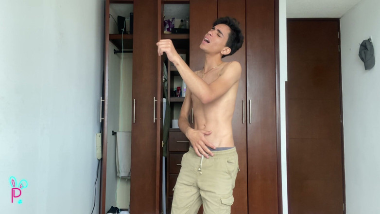 Isak pervert: จังหวะละตินและควยใหญ่ใหญ่ที่เต็มไปด้วยนม