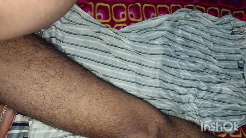Savita bhabhi7: Adik tiri mertua adalah setengah isteri; Itulah Sebabnya Dia Seorang...