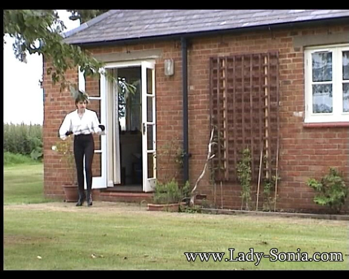 Lady Sonia: Grajdurile mele Mayfield