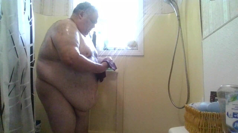 Gaydaddy2021: Prysznic wideo