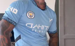 Football Player Huge Cumshoot!