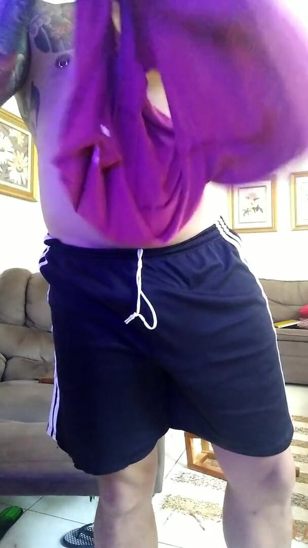 Xanvaskas: Exhibitionist masturbating and enjoying yummy
