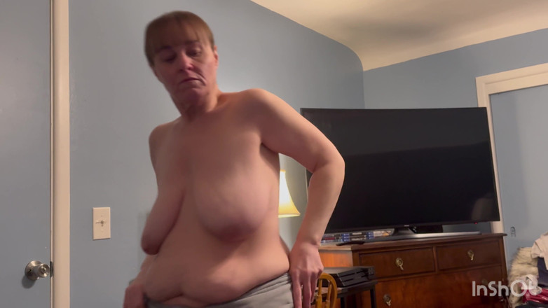 Sweet Marie: Mature Stepmom with Big Boobs and Butthole Loves Your Attention...