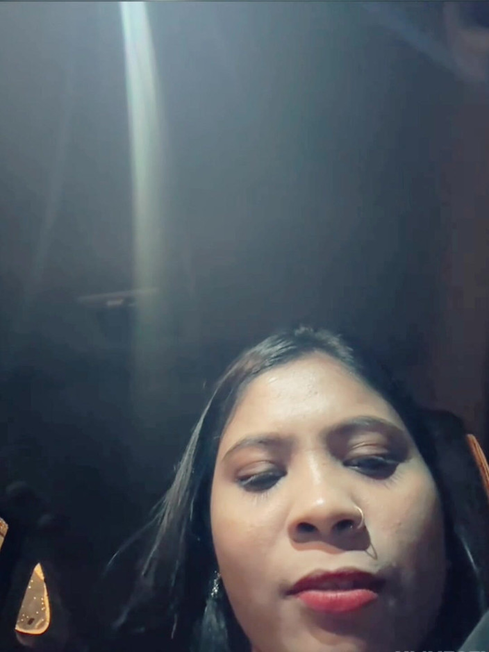 Nisha bhabhi ki chudai: Visa stora bröst i bilen när du ska köra.