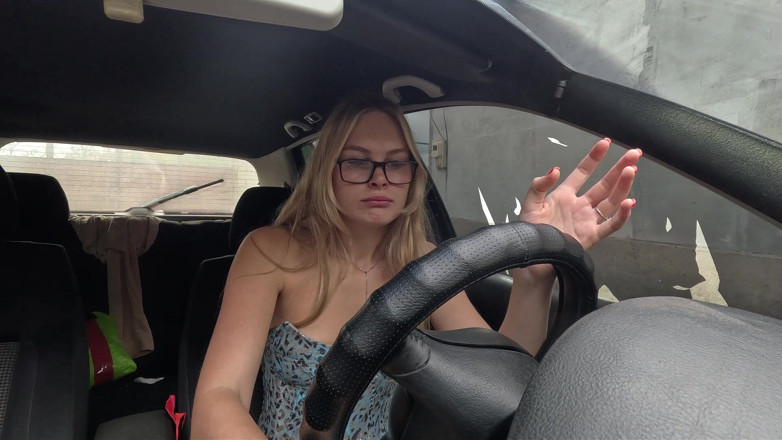 HotPrincessUA: Ik heb die dag mijn auto echt onder water gezet....