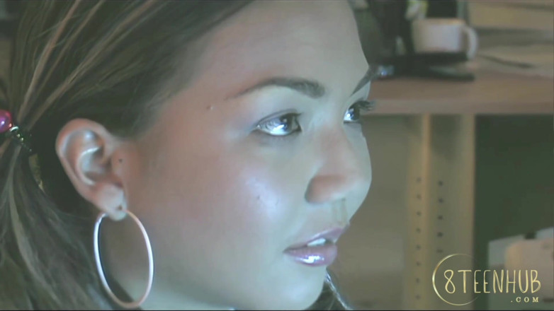 8TeenHub: 8teenhub - Keeani Lei Gets Laid at Work