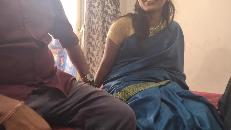 Mumbai Ashu: 古いガールフレンドが私を彼女の家に呼んで犯されました