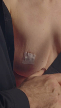 Frumusețe cu piercing - debutul lui Alice