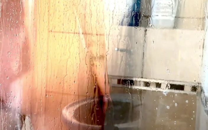 Bzik23: Shower Time in Bedroom Which Window and Jerking