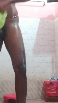 Sesi hot hot cewek tamilteninches sama besar pria kulit hitam!