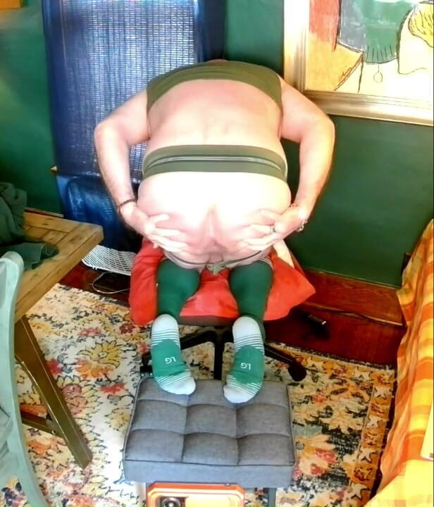 beardaddychub: Melancap dalam hijau!