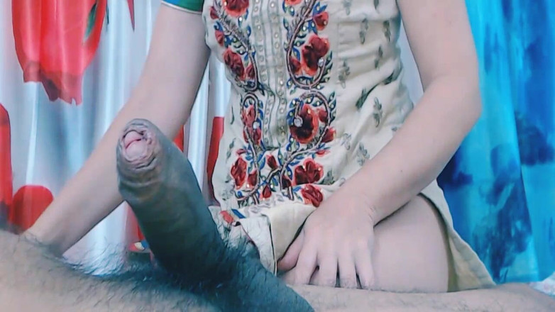 Bolly Karma: Tohle se stane, když je vaše macecha děvka