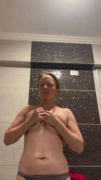 Tira caliente en el baño