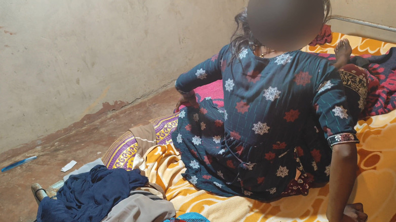 Ankush raj: Üvey kız kardeşimle ilk video seks üvey erkek kardeşim beni çok sikiyor