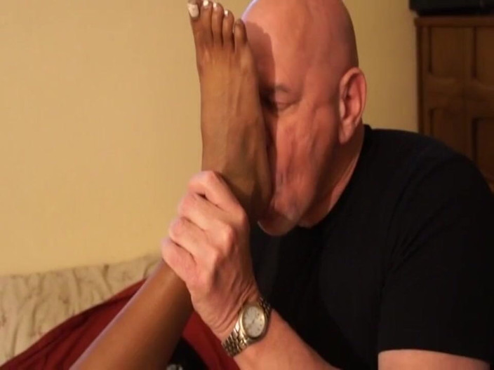 Fetish Desire: Sexy black petite foot licking, hairy pussy licking