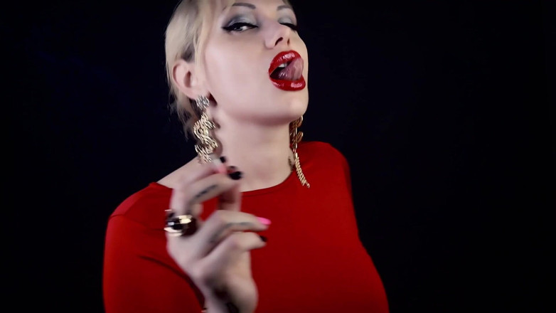 Goddess Misha Goldy: Te voi ține dependent pentru totdeauna!