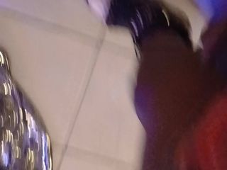 Kimbilly: 大鸡巴婊子 第一人称视角