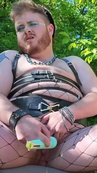 Trans chlap a pornohvězda zahradní zábava