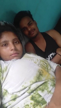 Muh me gira diye veya mai chat gayi