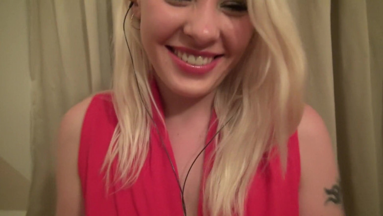All Those Girlfriends: Listening to music and dancing with Lola Taylor