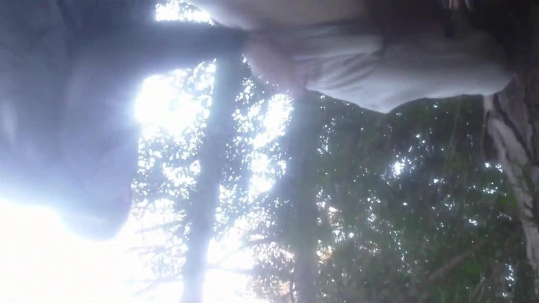 Robyn 3Some: 야외 섹스