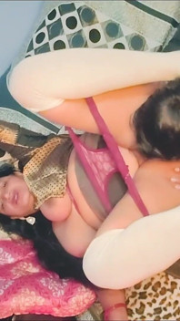 Gadrai Sethani Ko Naukar Ne Sofe Par Pela Part 2