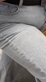 Destruição testicular imbatível! Suas pernas estão fazendo uma salada fora de sua virilha