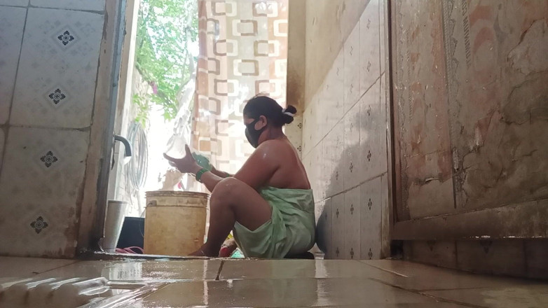 Desi_bhabhi121: Sex bhabhi s koupelnou Otevřené video