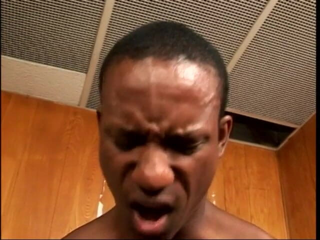 Hot and Wet: Big booty black bitch opens her legs wide for a...