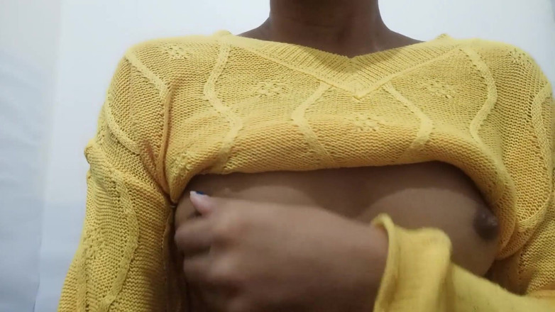 desigirl93: Karups - 角質のティーンハーモニーワンダーヨガの後に自慰行為