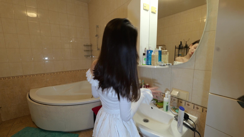 Oopsmodels: Vì tôi đến lớp muộn, nên chúng ta sẽ tiếp tục...
