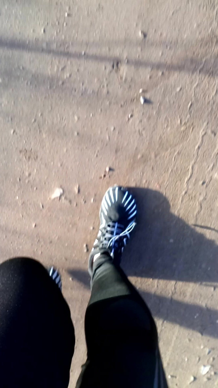 Carmen_Nylonjunge: Mis Nuevos Zapatos Descalzos