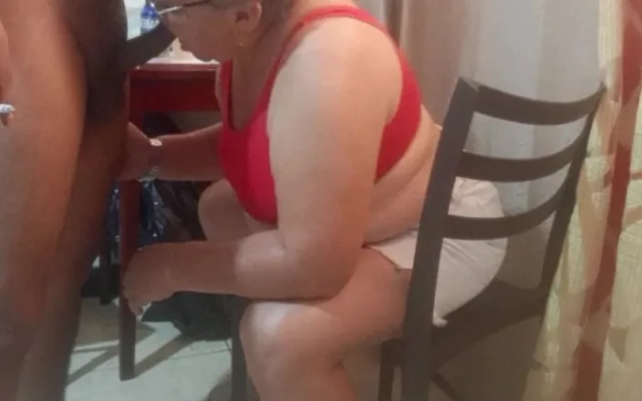 Milfta boohot: A Hot 70 Year Old Mature Cock Sucking