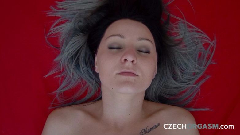 Czech Orgasm: Orgasmo checo 135: salvaje y cachonda