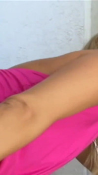 Blondýna s velkým zadkem tvrdě ošukaná a vystříkaná na obličej od BBC