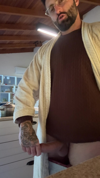 Euvinisc: Je me réveille avec un hard-on