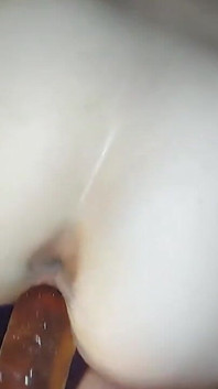 深いゴムコックで犯される